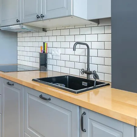 Spacious Campo D'ourique By Lisbeyond Лиссабон