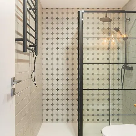 Spacious Campo D'ourique With Ac Apartment Lisbon