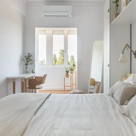 Spacious Campo D'ourique With Ac * Lisbon