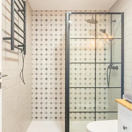 Spacious Campo D'ourique By Lisbeyond Апартаменты