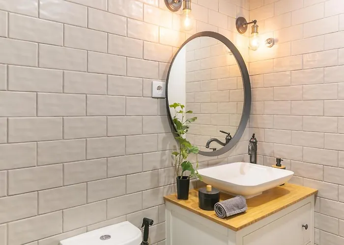 Spacious Campo D'ourique By Lisbeyond شقة