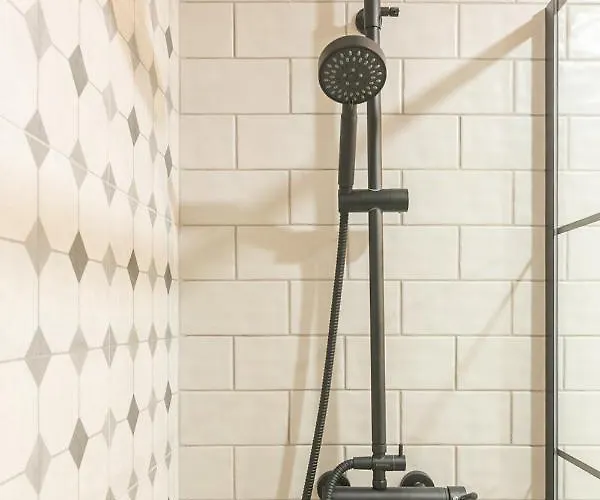 شقة Spacious Campo D'ourique By Lisbeyond