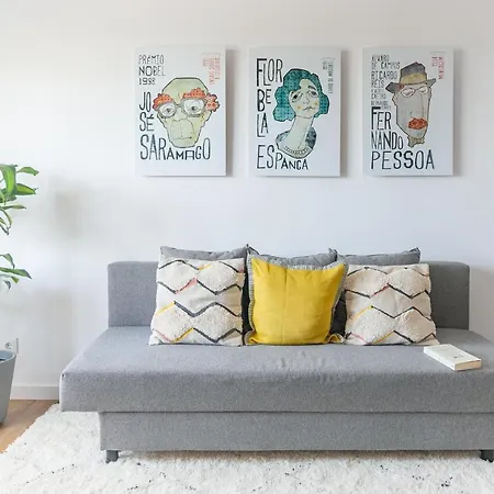 Spacious Campo D'ourique By Lisbeyond Daire *