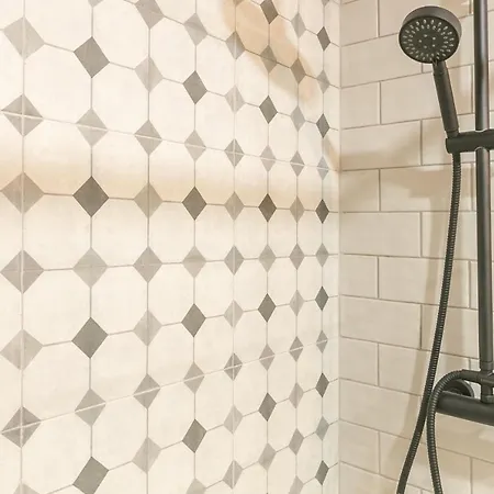 Daire Spacious Campo D'ourique By Lisbeyond