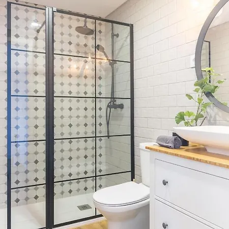 Spacious Campo D'ourique By Lisbeyond *